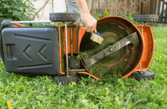 Sharpening lawn mower cutting blades